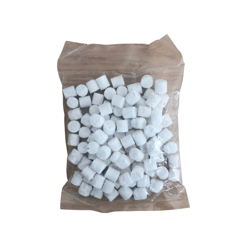 4 x Fluval U2 Foam, 4 x Fluval U2 PolyMax Cartridges and 1 x 170g Ceramic Poles